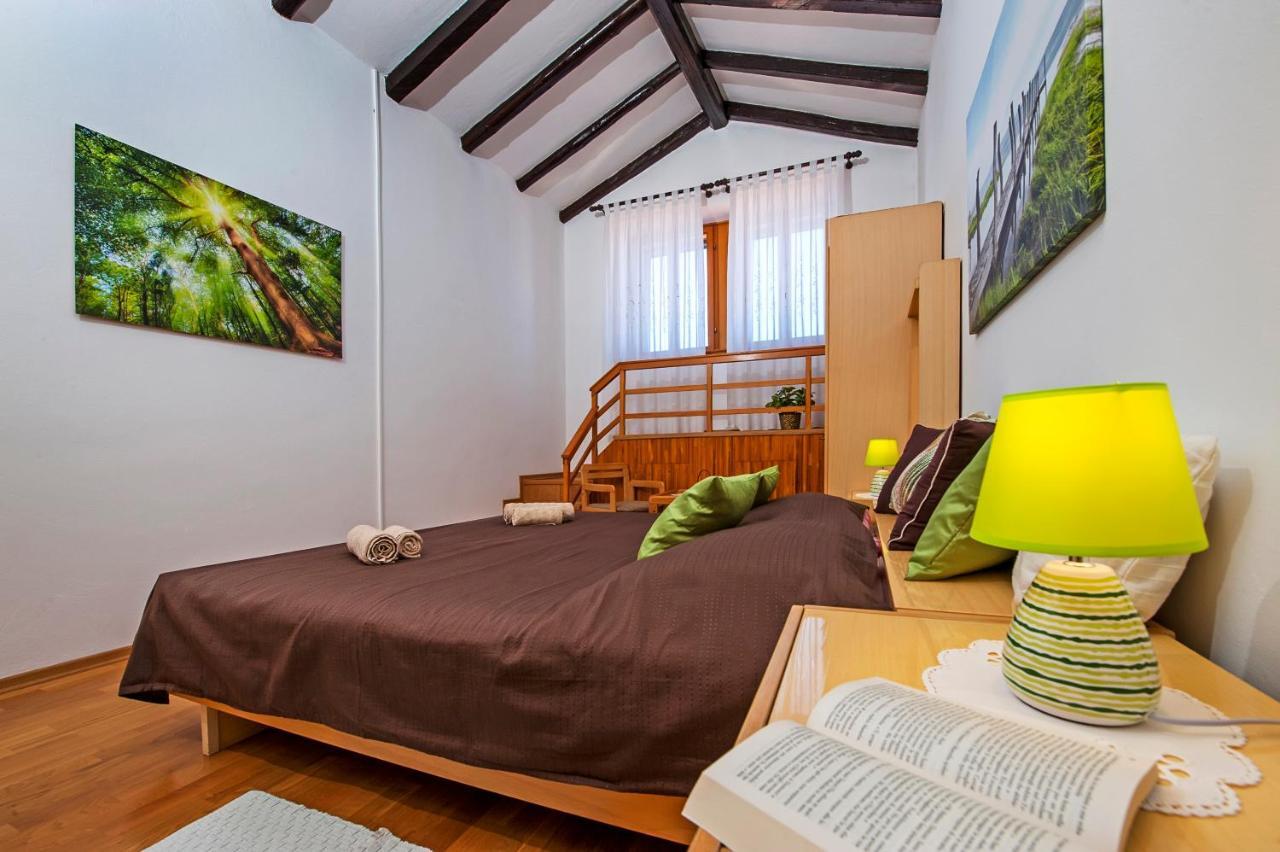 Rovigno Bella Sea View Apartment Exterior foto